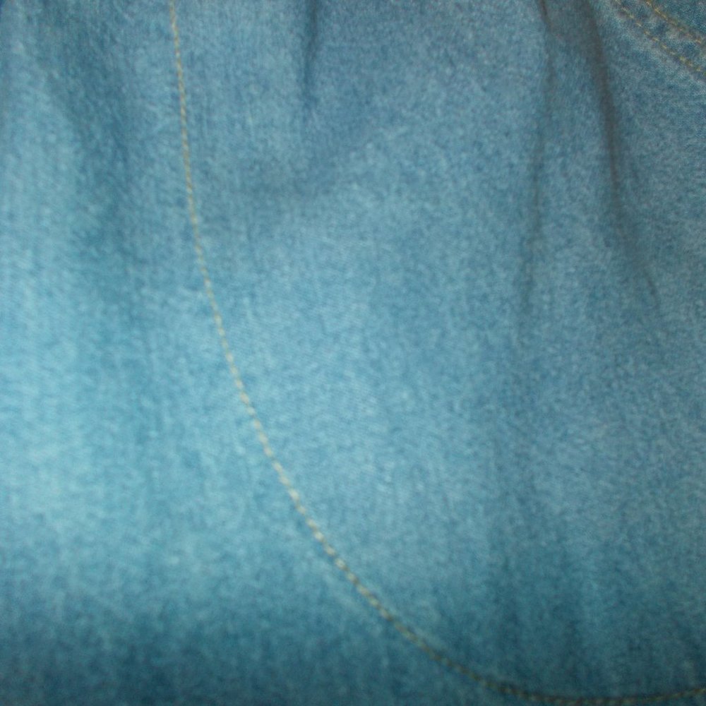 Classic Elements Capris Medium Wash Size 6 Petite - image 6